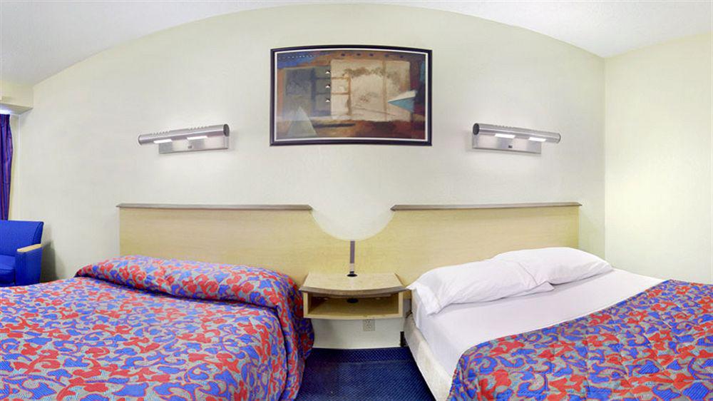 Red Roof Inn Tampa - Brandon Luaran gambar